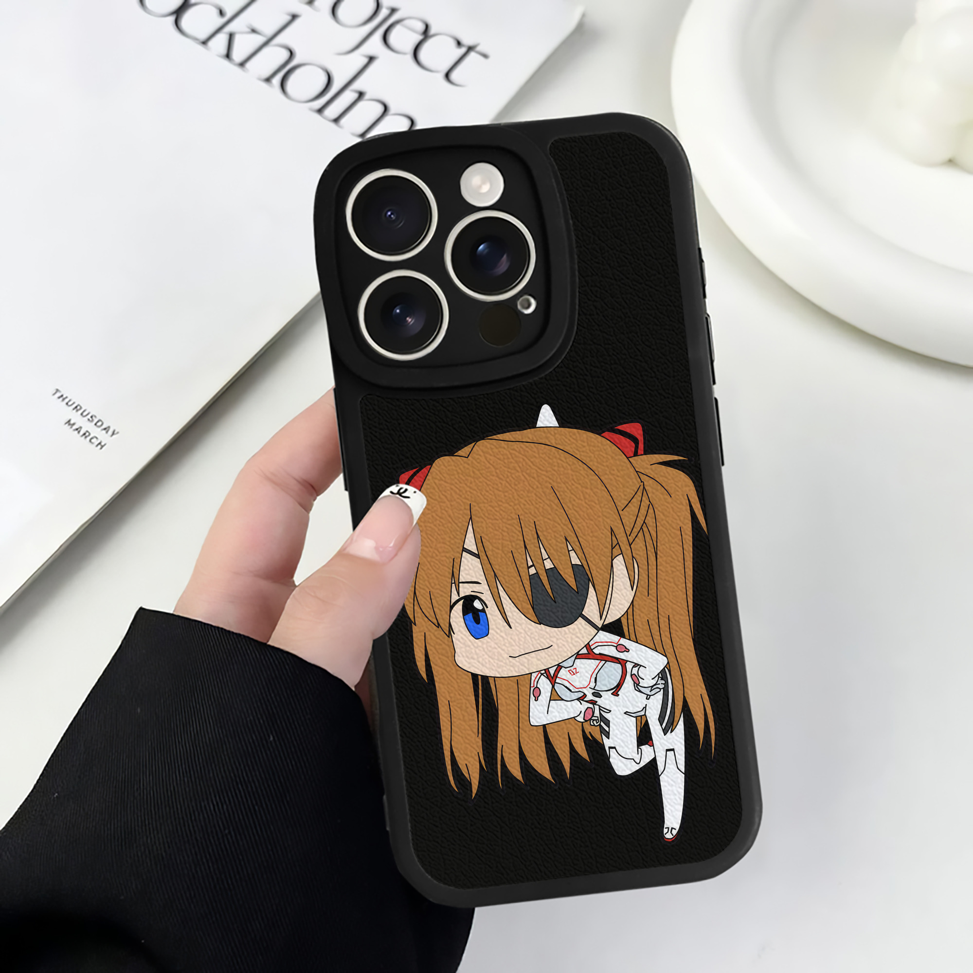 （画像用） EVA 新世紀エヴァンゲリオン 【iPhone 16シリーズ対応】シリコンスマホケース（レザー調） 材質：シリコン